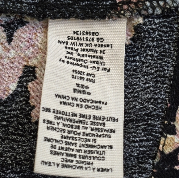 Free People Dream Big Floral Print Jumpsuit Size XS EUC - Picture 15 of 16